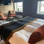 8 Seasons Otel