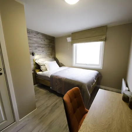 Hotel 8 Seasons